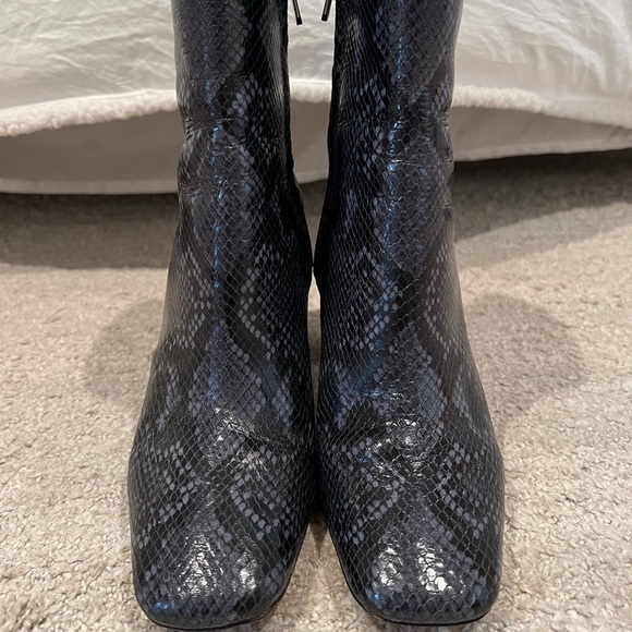 Sam Edelman Codie Square Toe Bootie - Picture 3 of 11